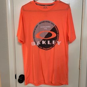 Oakley x Buckle tee
